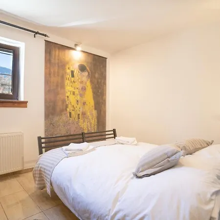 Angel House Greystone * بوليدروسوس