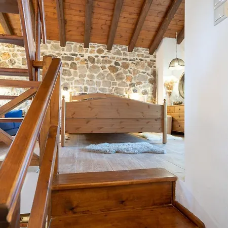 Villa Angel House Greystone Polydrossos