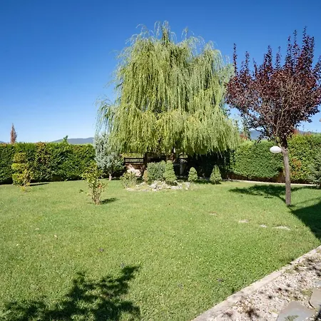 Angel House Greystone פולידרוסוס