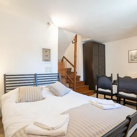 Angel House Greystone * بوليدروسوس