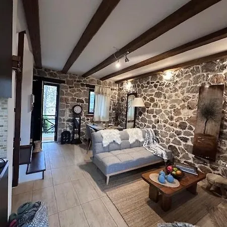 Angel House Greystone Villa Polydrosos