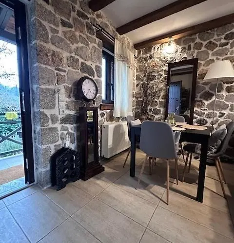 Angel House Greystone * 波利兹罗松